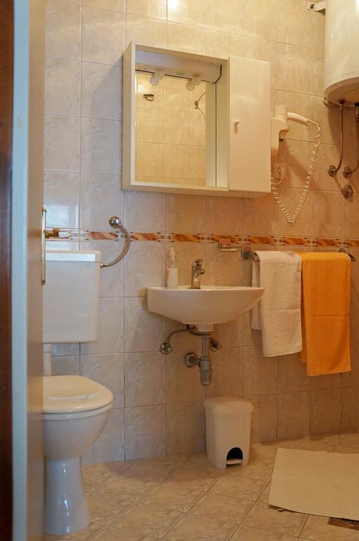 Kamena Apartment & Studio Makarska Ngoại thất bức ảnh