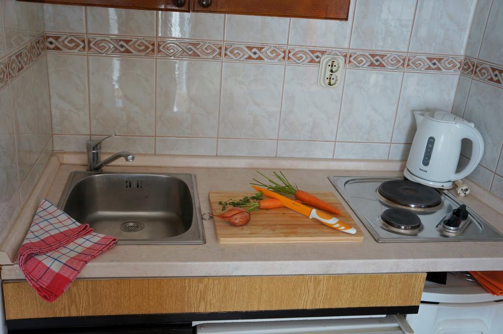 Kamena Apartment & Studio Makarska Ngoại thất bức ảnh