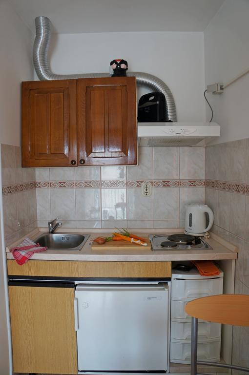 Kamena Apartment & Studio Makarska Ngoại thất bức ảnh