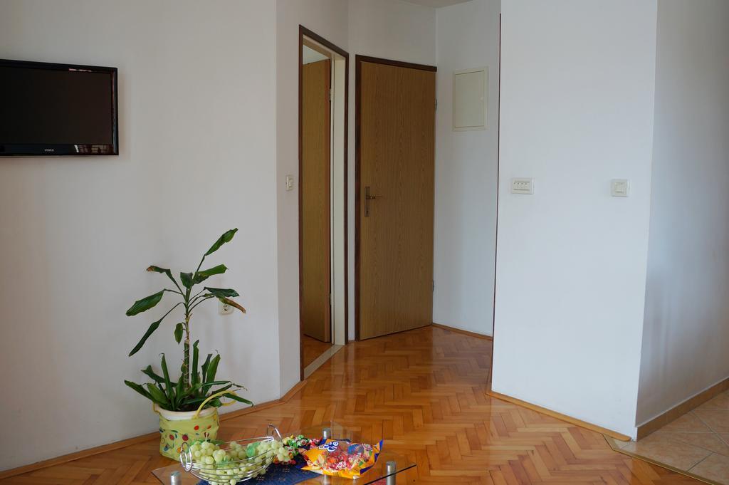 Kamena Apartment & Studio Makarska Ngoại thất bức ảnh