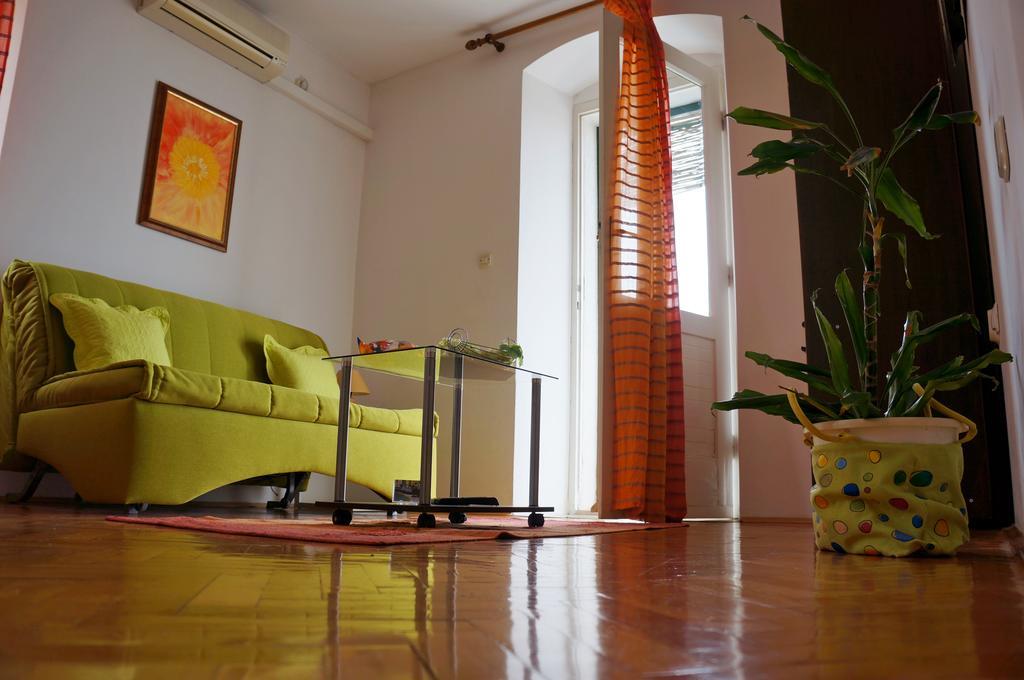 Kamena Apartment & Studio Makarska Ngoại thất bức ảnh