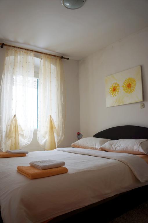 Kamena Apartment & Studio Makarska Ngoại thất bức ảnh